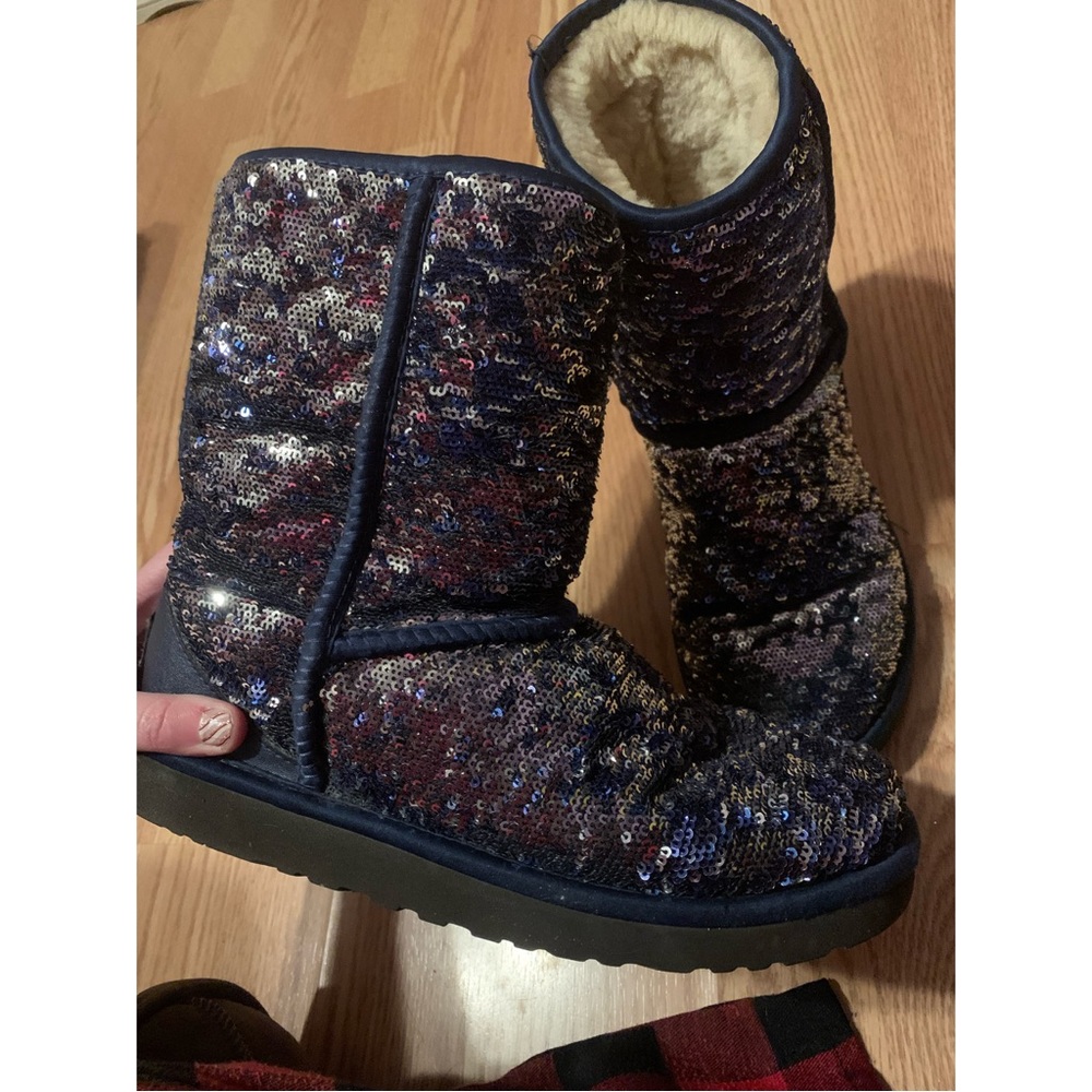 Womens short Uggs